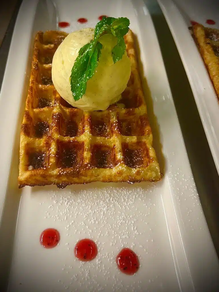 Gaufre et sa boule de glace